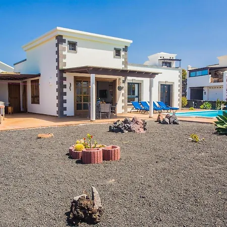 Villa Eslanzarote Eleonor, Super Wifi, Heated Pool, Sat Tv Playa Blanca (Lanzarote)