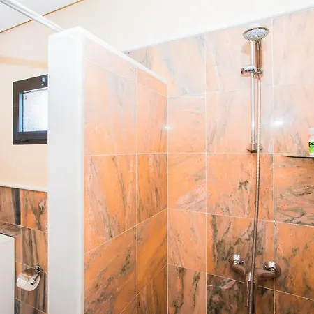 Eslanzarote Eleonor, Super Wifi, Heated Pool, Sat Tv Villa Playa Blanca (Lanzarote)