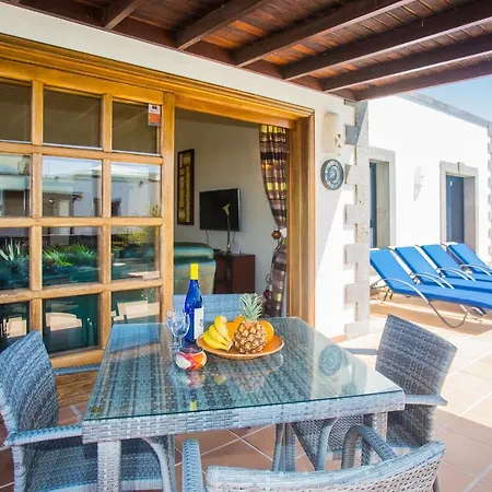 Eslanzarote Eleonor, Super Wifi, Heated Pool, Sat Tv Villa *