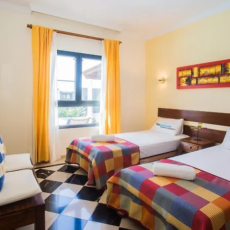 Eslanzarote Eleonor, Super Wifi, Heated Pool, Sat Tv Villa